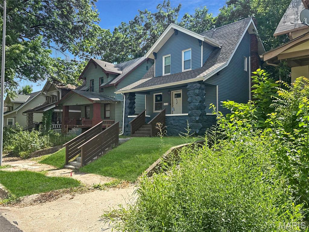 3020 Walrond Avenue Property Photo 1