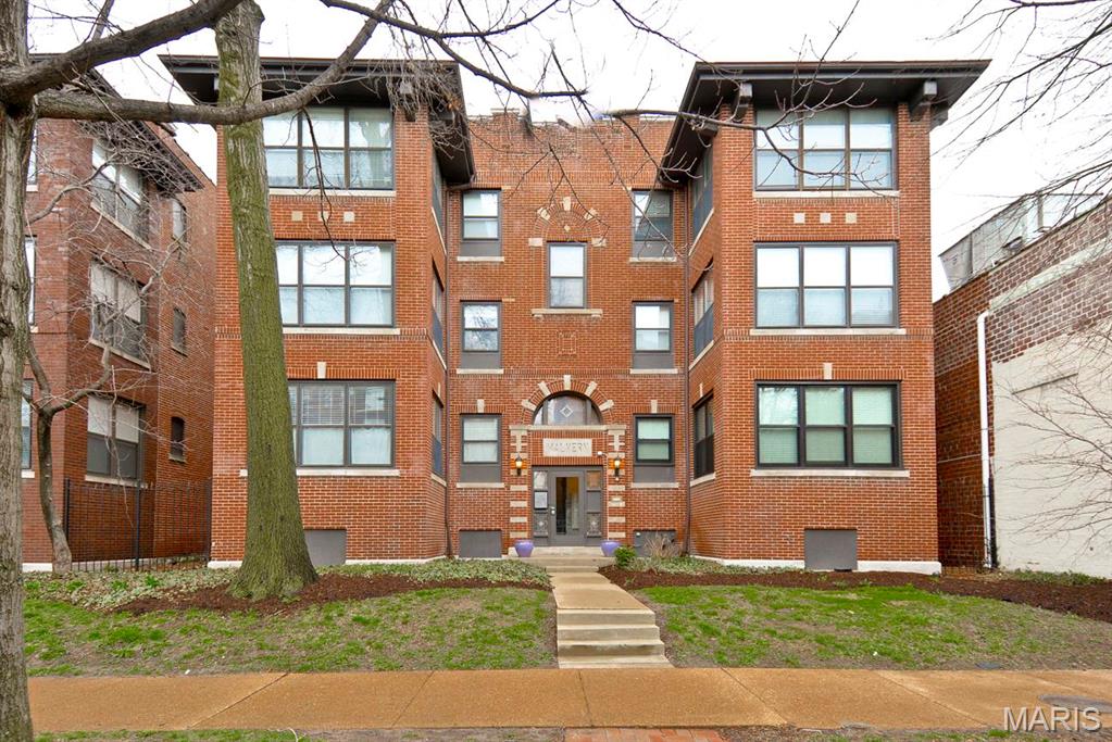 5621 Pershing Avenue 23 Property Photo 1