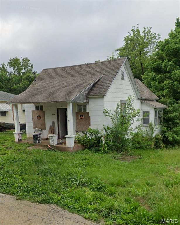 305 E Marvin Avenue Property Photo 1