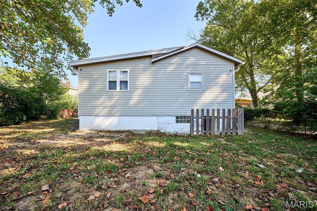 8718 Mavis Place Property Photo 9