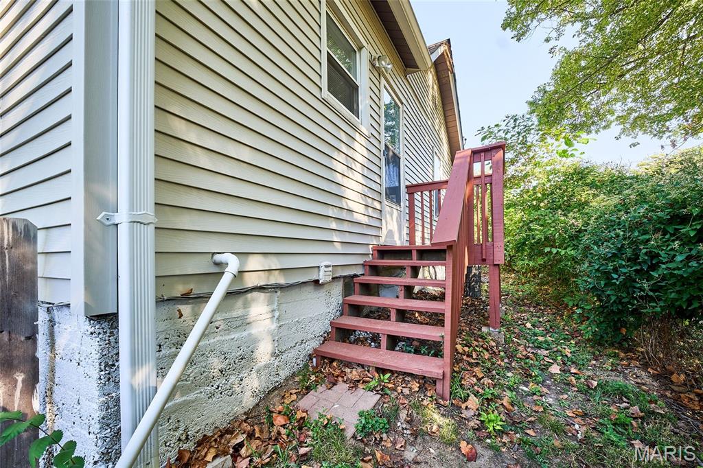 8718 Mavis Place Property Photo 13