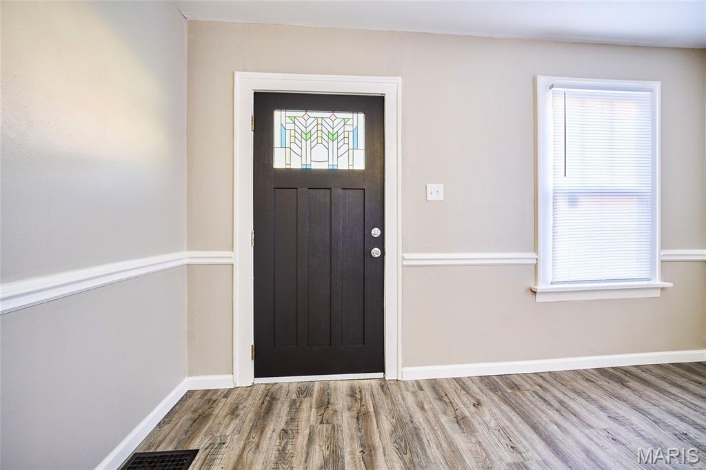 8718 Mavis Place Property Photo 14