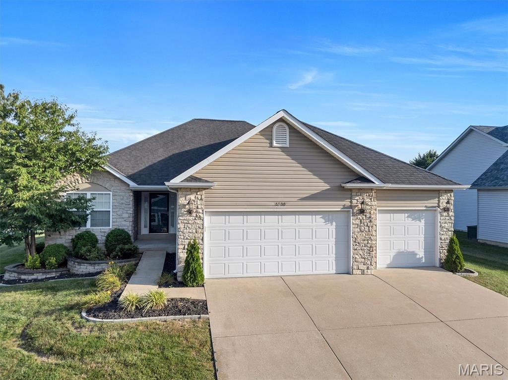 10300 Fairway Drive Property Photo