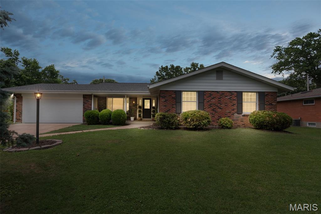 5809 Pebble Oak Drive Property Photo 1