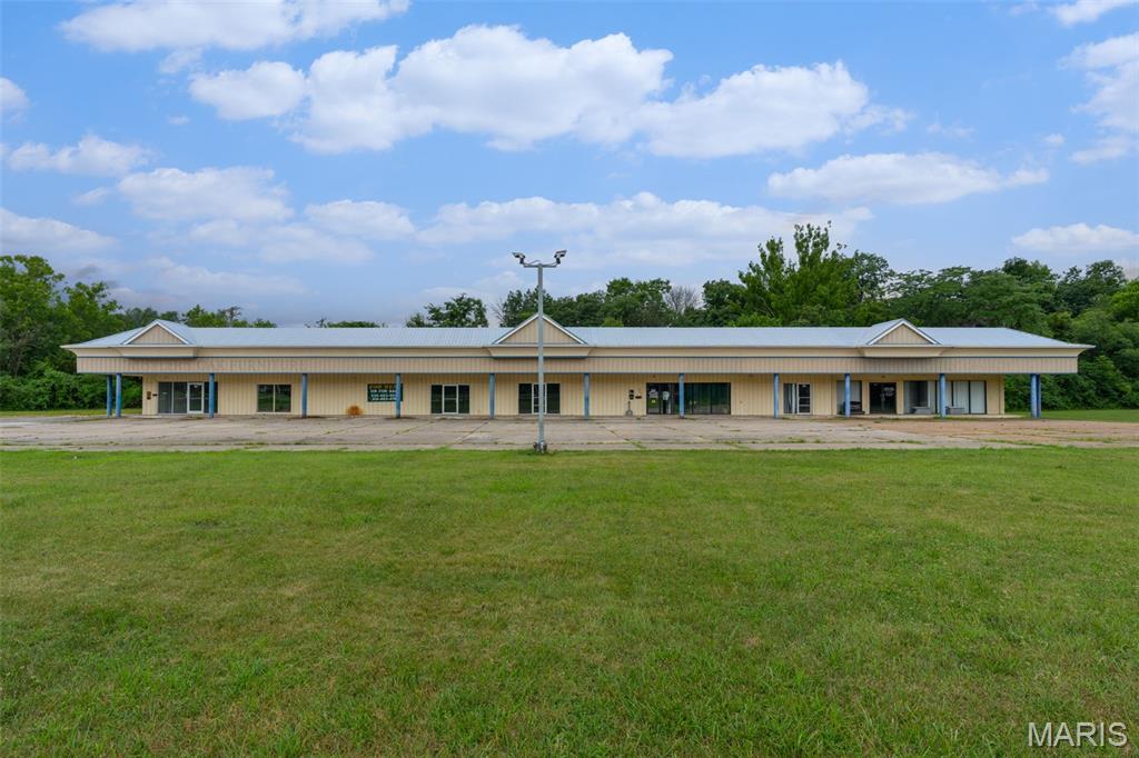 601 N Highway 47