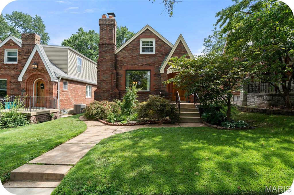 6570 Lindenwood Place Property Photo 1