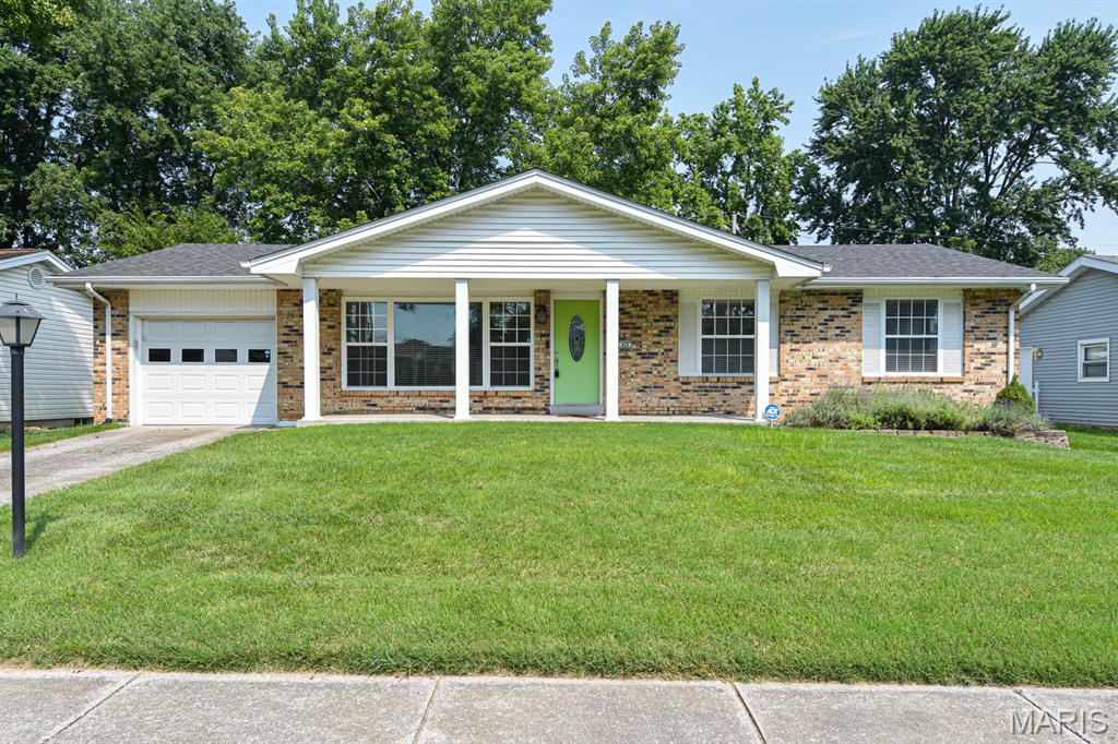 429 Canary Property Photo 1