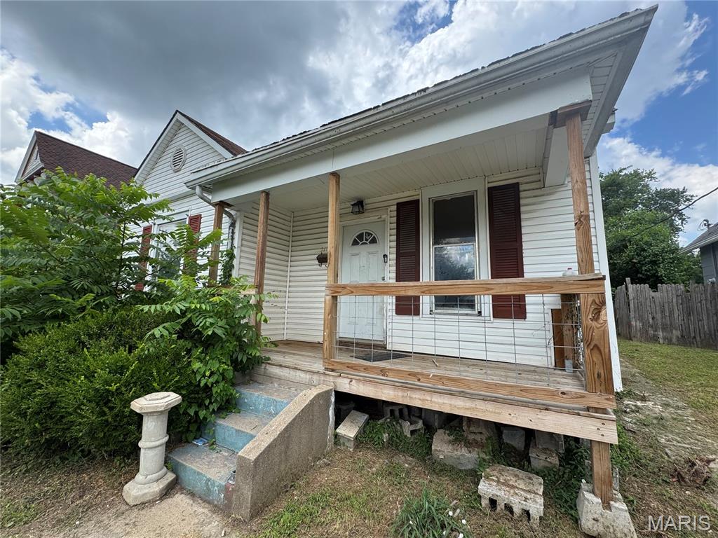 2116 Grace Street Property Photo 1