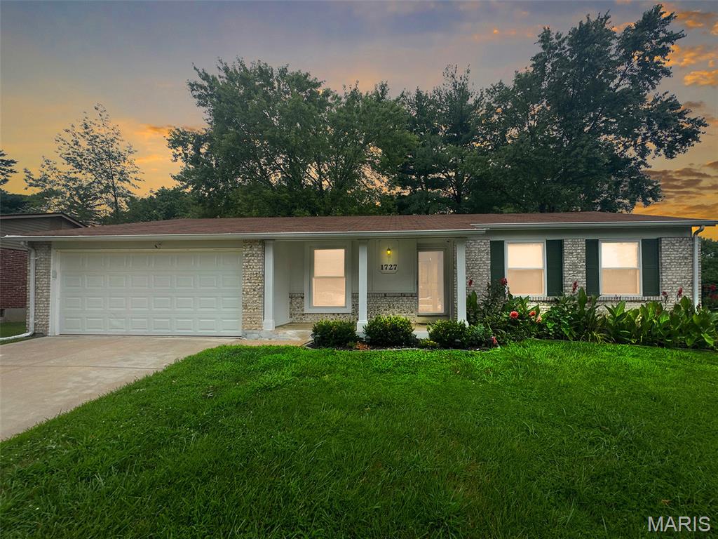 1727 Del Rosa Way Property Photo 1