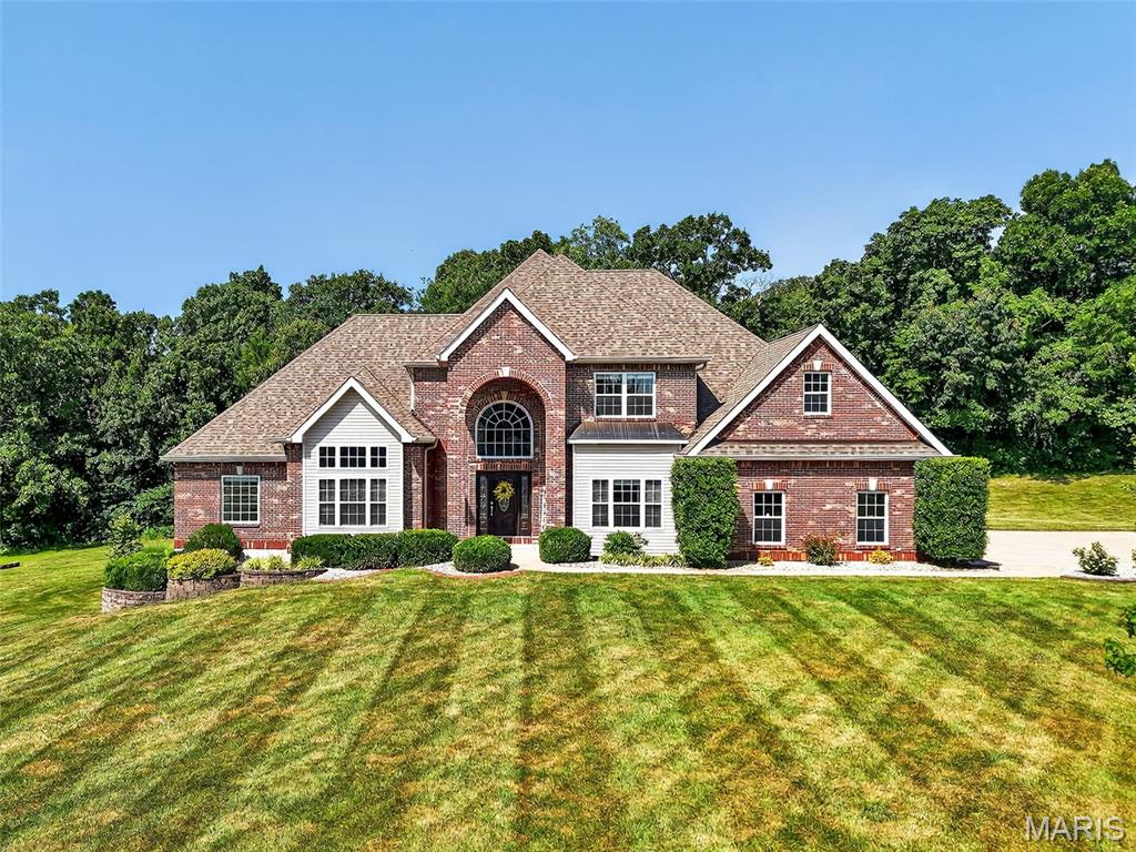 251 Lake Forest Drive Property Photo 1