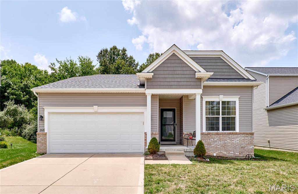 263 Thorn Brook Drive Property Photo 1