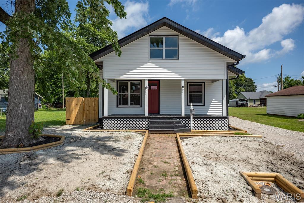 209 Charles Street Property Photo