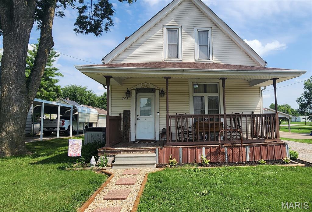 207 Cherry Avenue