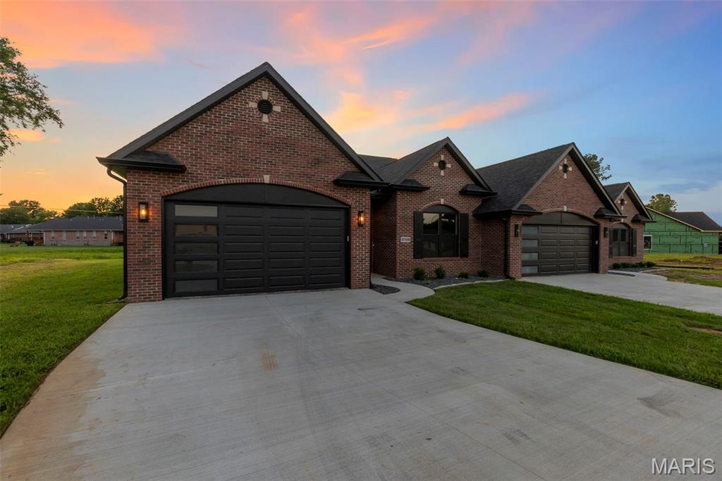 3707 Beechwood Court Property Photo 1