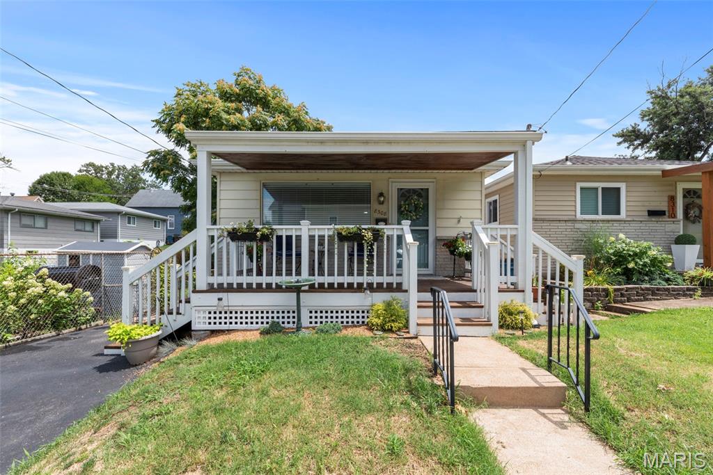 8308 Acorn Avenue Property Photo 1