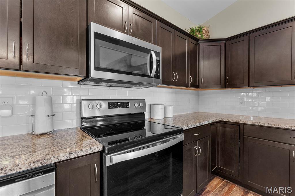 18191 State Highway M Property Photo 62