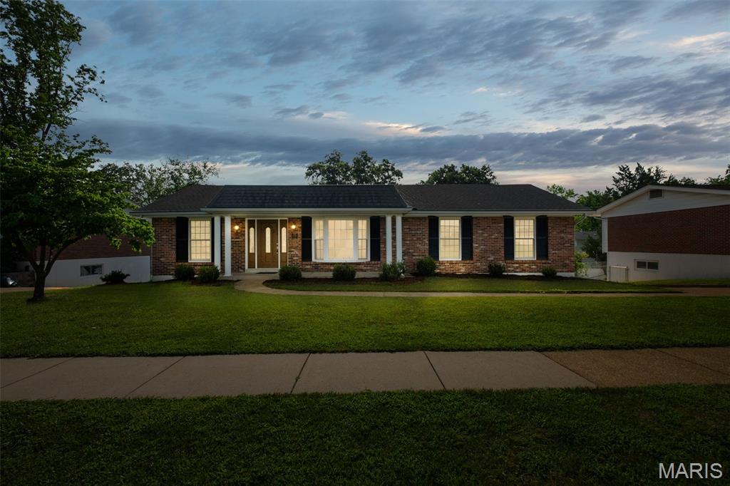 9742 Croftwood Drive Property Photo 1