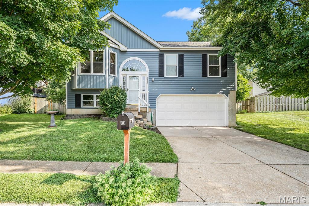 194 Rutherglen Drive Property Photo 1