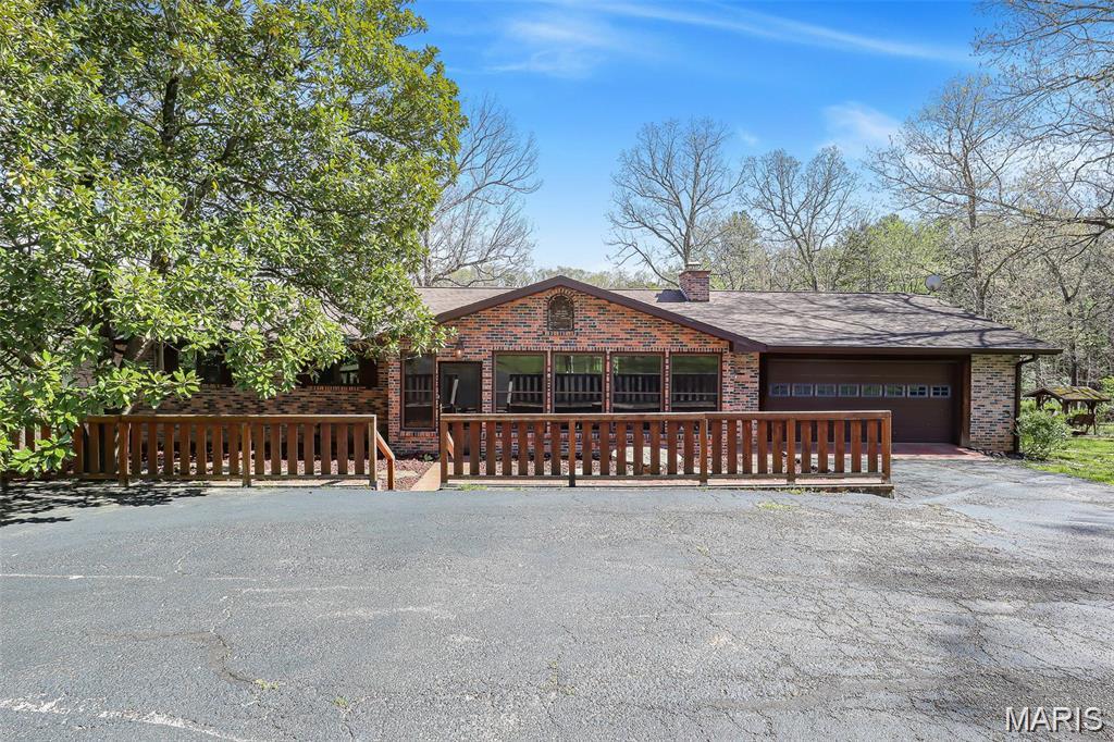 858 Wayne Rm Property Photo 1
