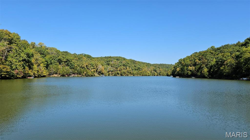 135 N Kings Road Property Photo 7