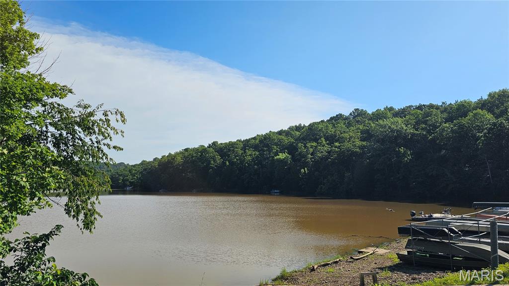 135 N Kings Road Property Photo 8