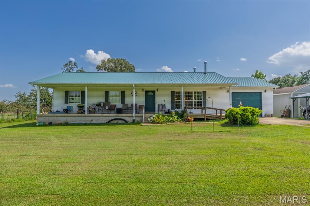 441 County Road 480 Property Photo 1