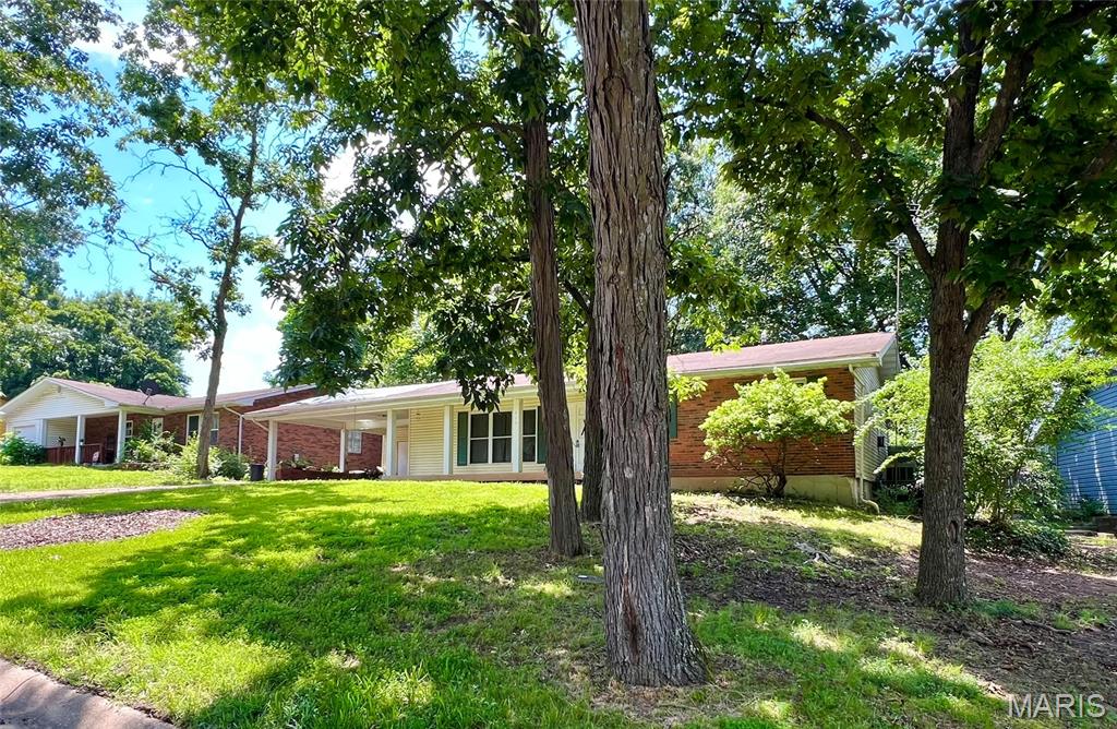 215 Circle Drive Property Photo 1