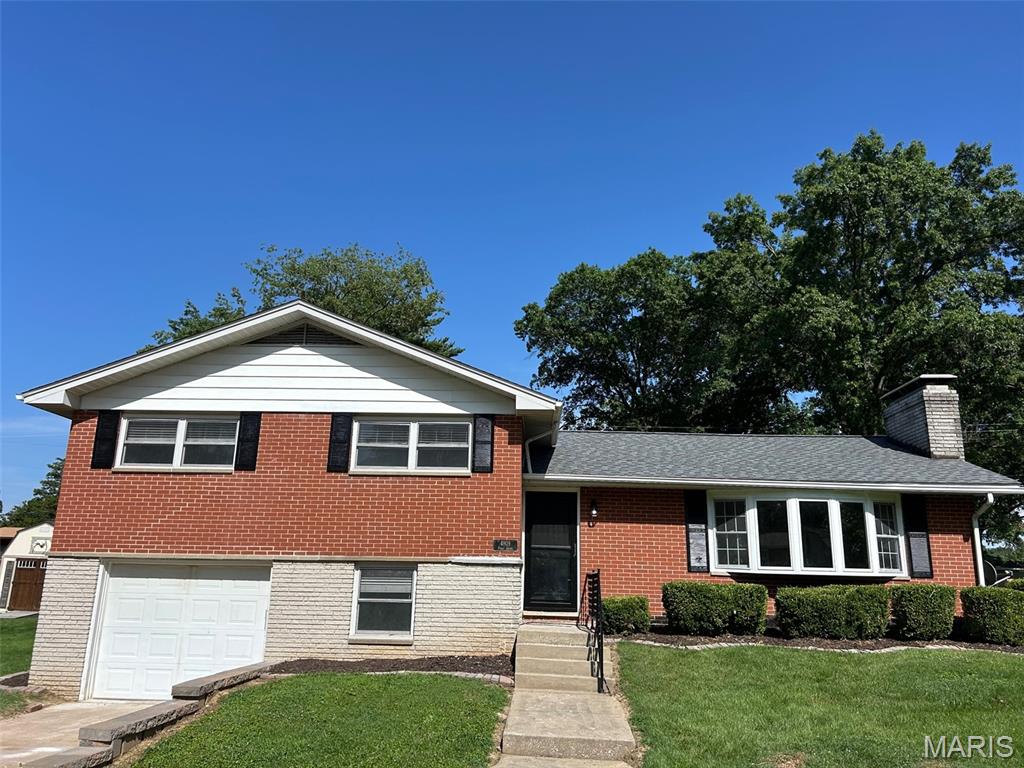 4809 paris dr. Property Photo 1