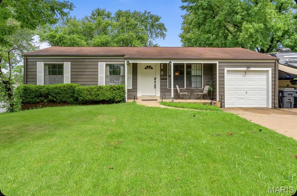 8 Alandale Court Property Photo 1