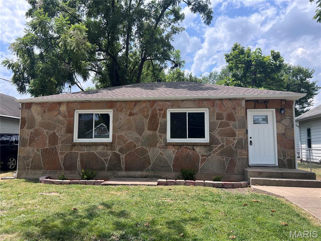 371 N Washington Avenue Property Photo 1