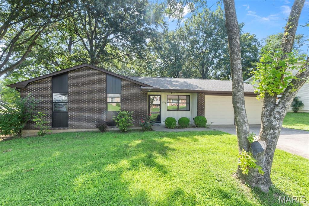 1806 Grandview Drive Property Photo 1