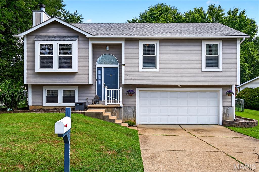 3653 N Meadow Mill Drive Property Photo 1