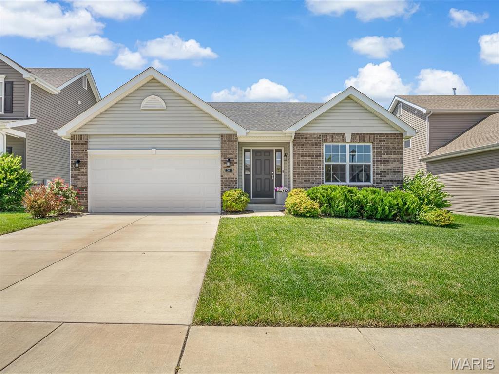 307 Palisades Court Property Photo 1