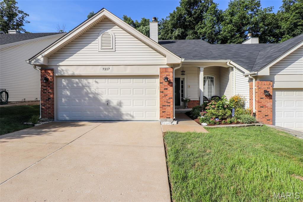 7217 Tournament Drive Property Photo 1