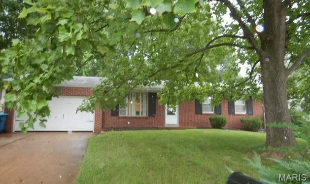 10412 Saint Ives Drive Property Photo 1