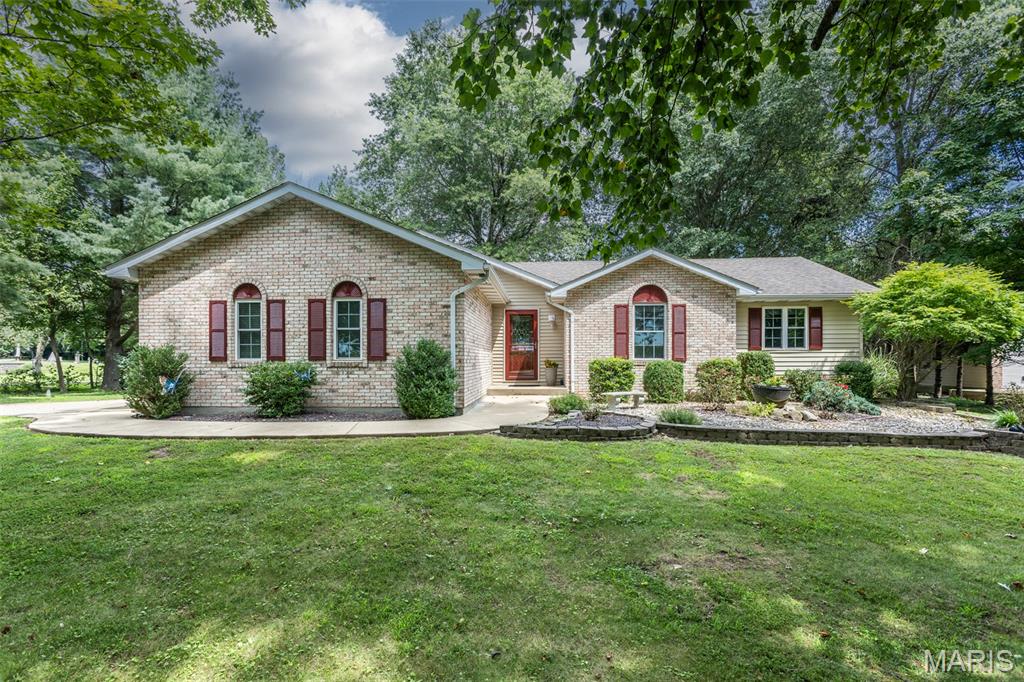 5028 Smith Drive Property Photo 2