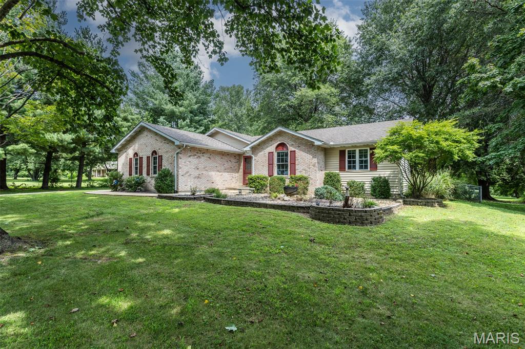 5028 Smith Drive Property Photo 4