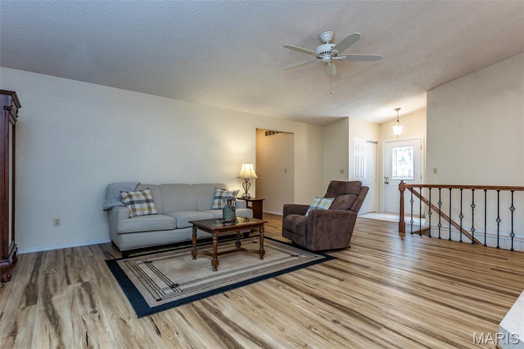 5028 Smith Drive Property Photo 11