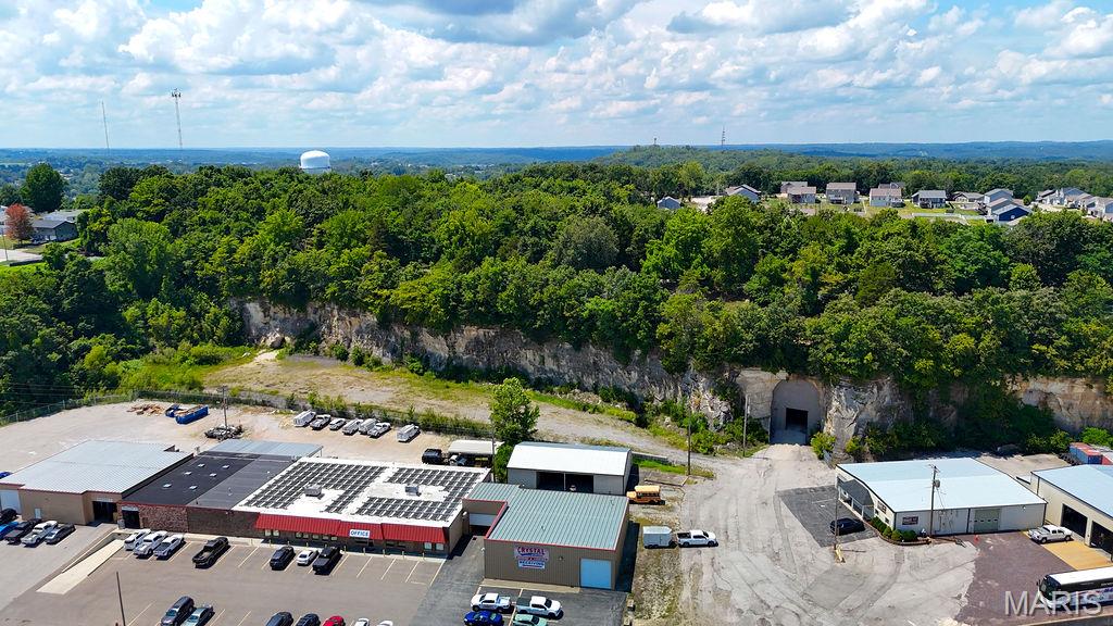 20 Cave Industrial Drive Property Photo 2