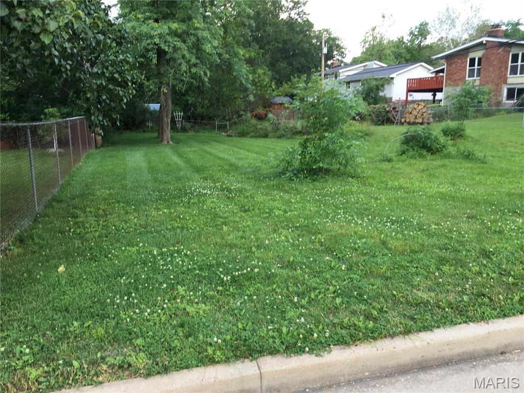 1120 Tahiti Drive Property Photo 4