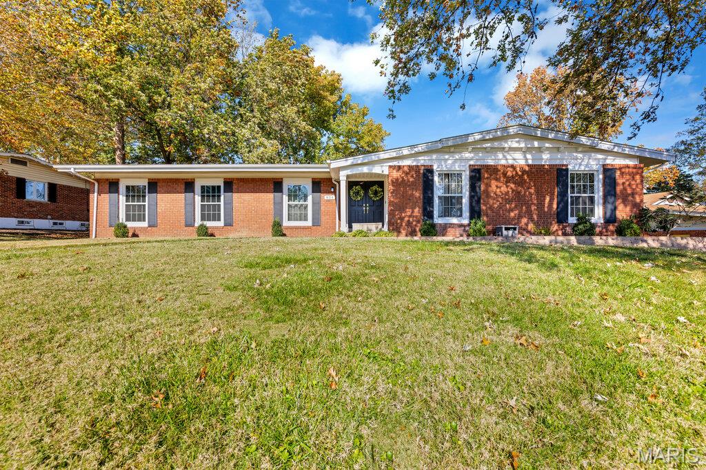 834 Westwood Drive Property Photo 1