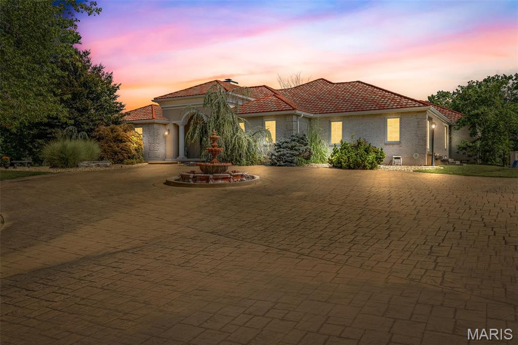 3299 Equestrian Drive Property Photo 1