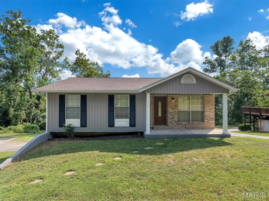 2127 Pomme Road Property Photo 1