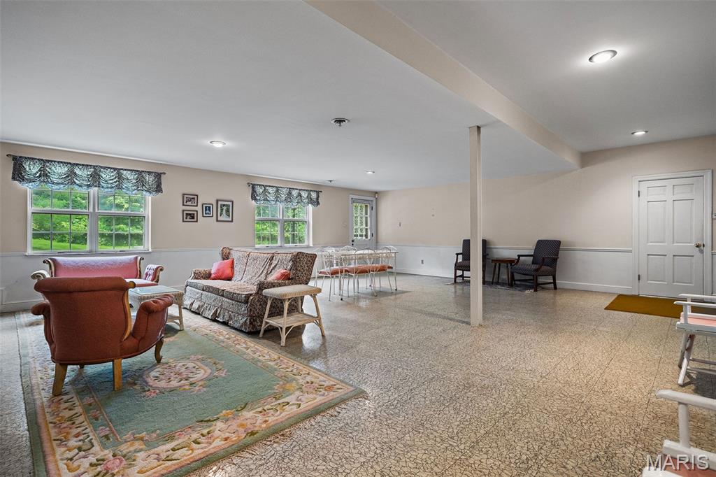 26 Huntleigh Woods Property Photo 39
