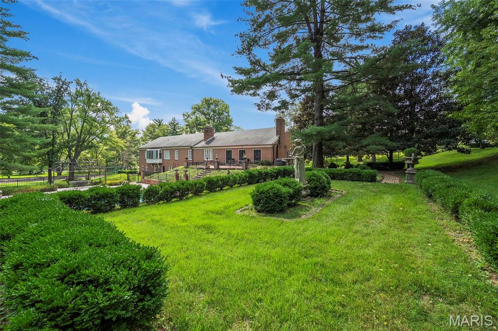 26 Huntleigh Woods Property Photo 45