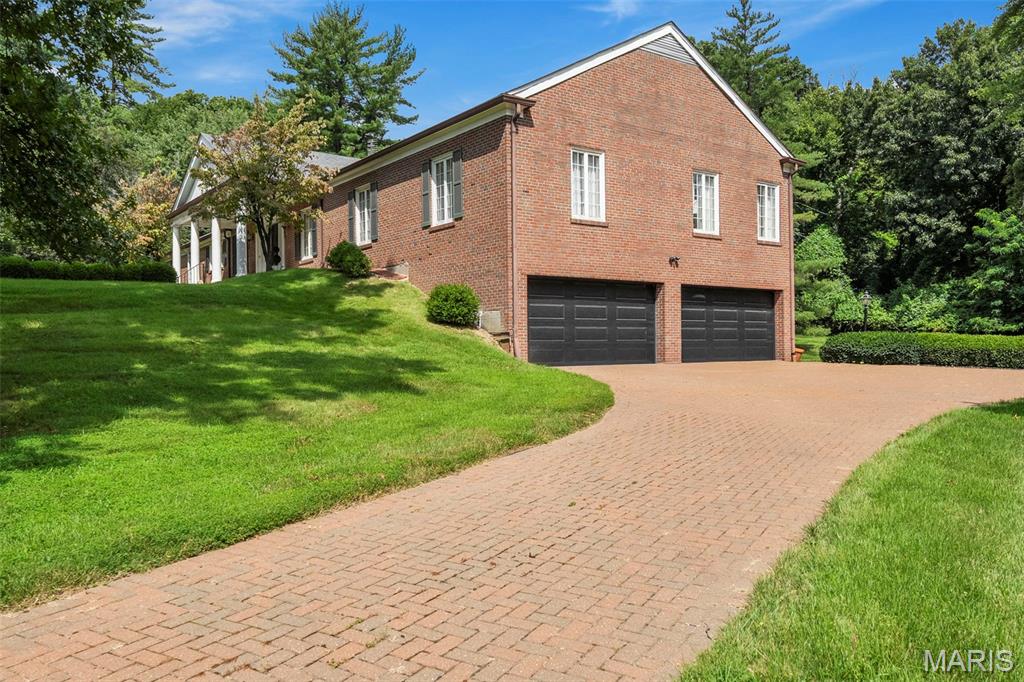 26 Huntleigh Woods Property Photo 46