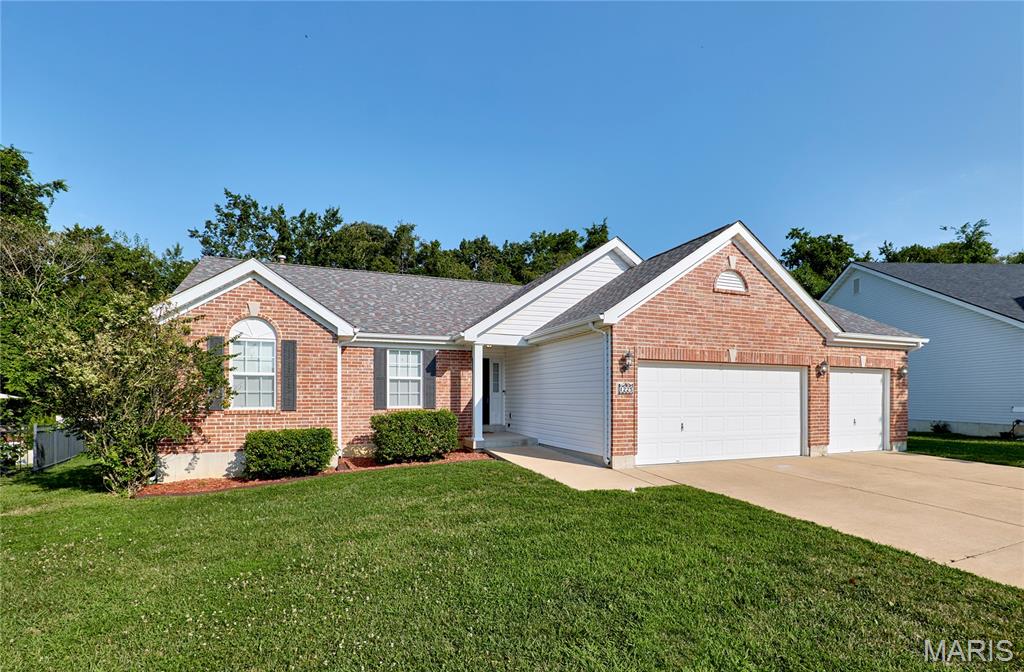 1225 Woodside Drive