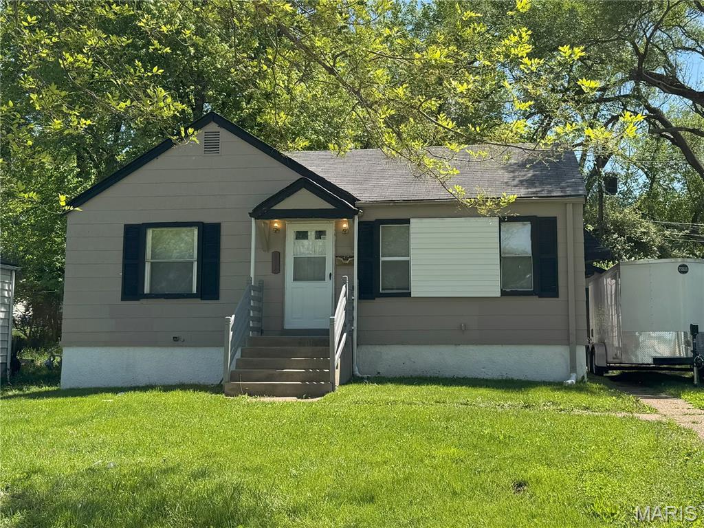6014 Eaton Drive Property Photo 1