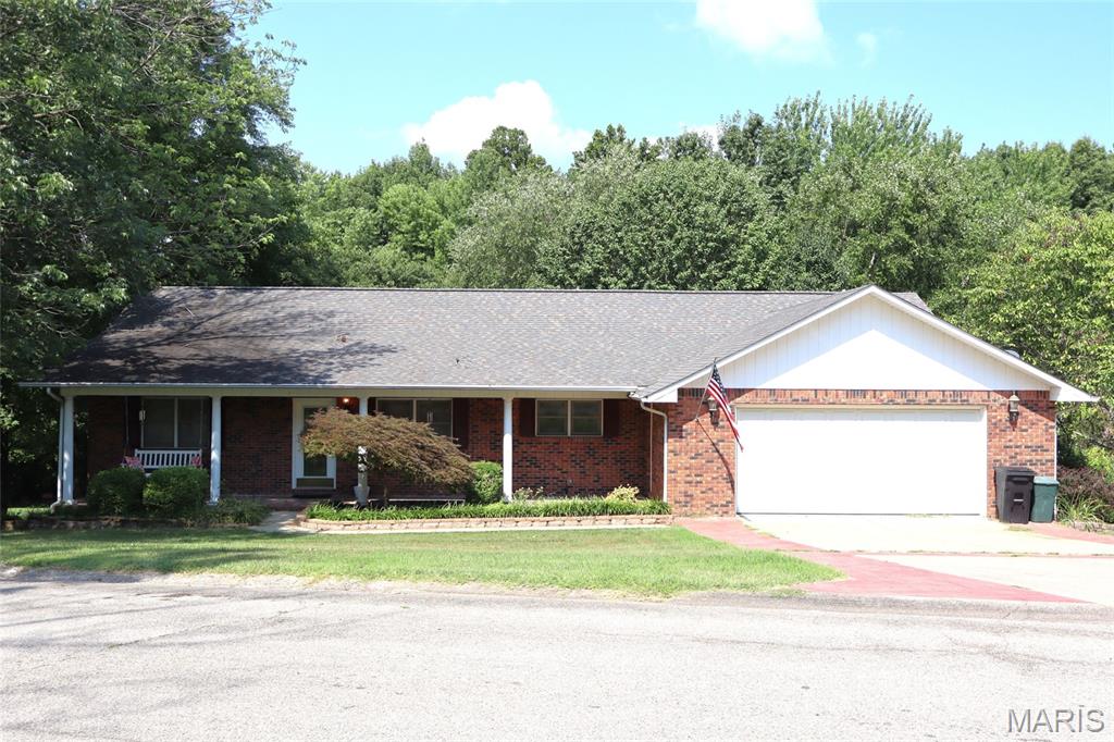 1207 W Kenton Road
