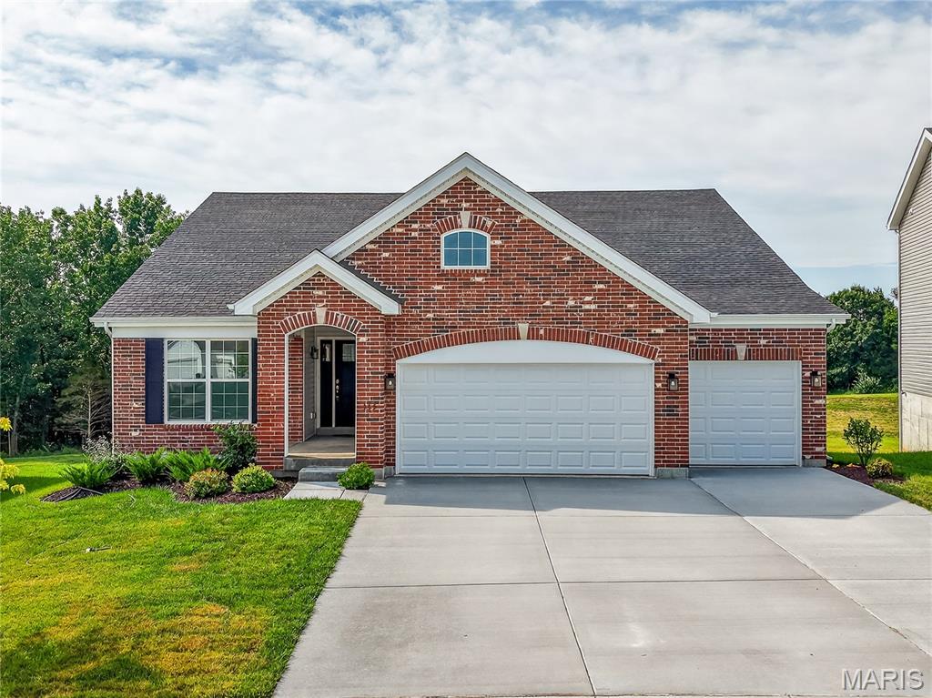 335 White Orchid Court Property Photo 1